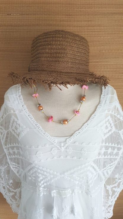Beautiful New Shell Necklace - Image 4
